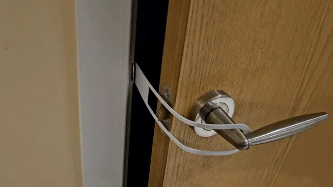 Cat door latch - various door openings, photo 2 of 4 - Cat door latch - various door openings Pets