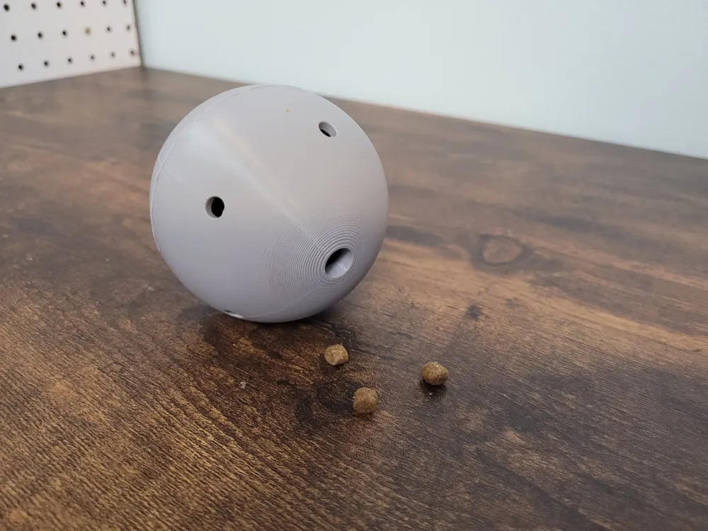 Cat Food Ball Toy for Endless Feline Fun!