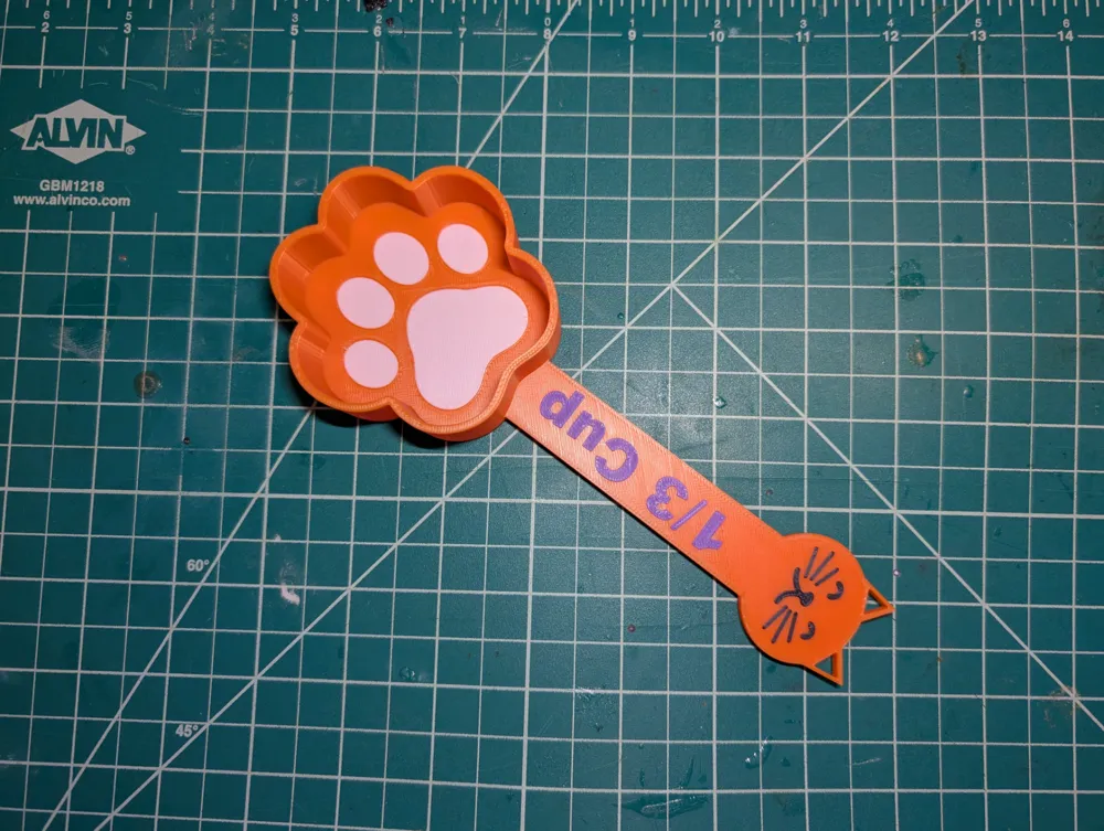 Cat Food Scoops with Wall Hanger, photo 4 of 4 - Litter Box Accessories, cup