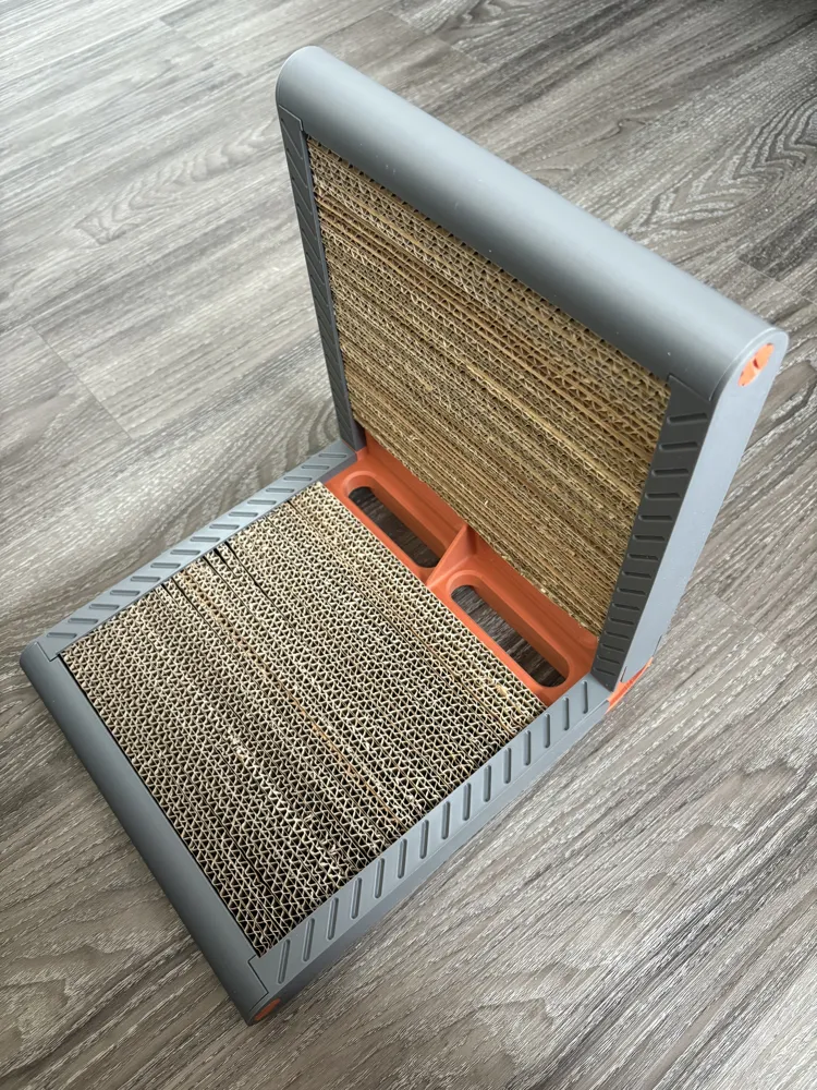 Cat scratch pad, refillable, photo 4 of 4 - Cat scratch pad, refillable Pets