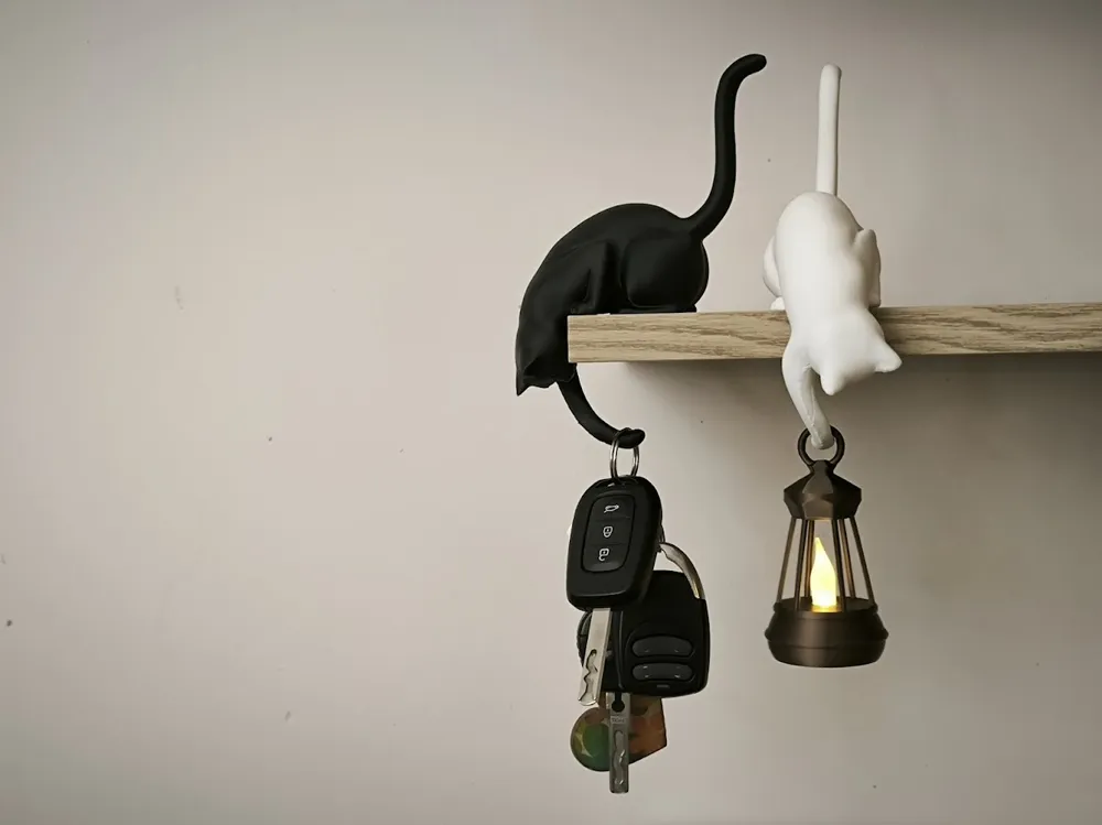 Cat Shelf Hook with Lantern, photo 4 of 4 - Cat Shelf Hook with Lantern Pets