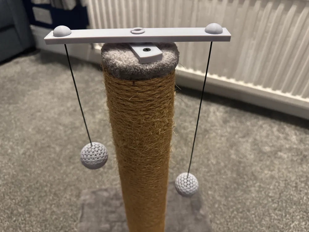 Cat Toy Spinner (Scratching Post Mounted), photo 3 of 4 - Cat Toy Spinner (Scratching Post Mounted) Pets