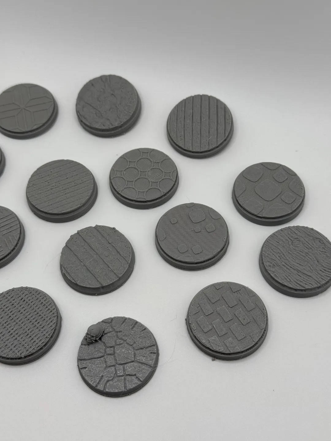 DnD Miniature Round Base Set, photo 3 of 4 - DnD Miniature Round Base Set Board Games & Tabletop