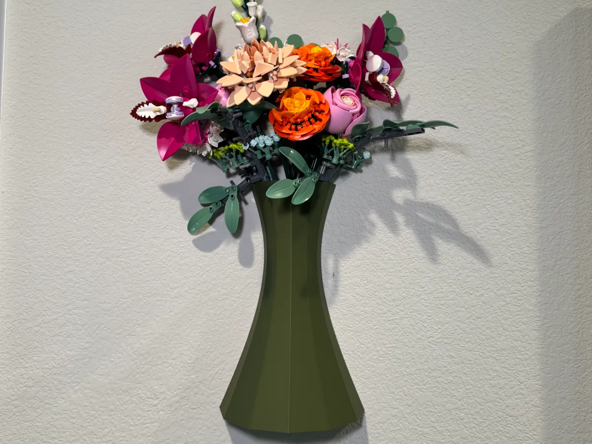 Wall Mount Polygon Vase