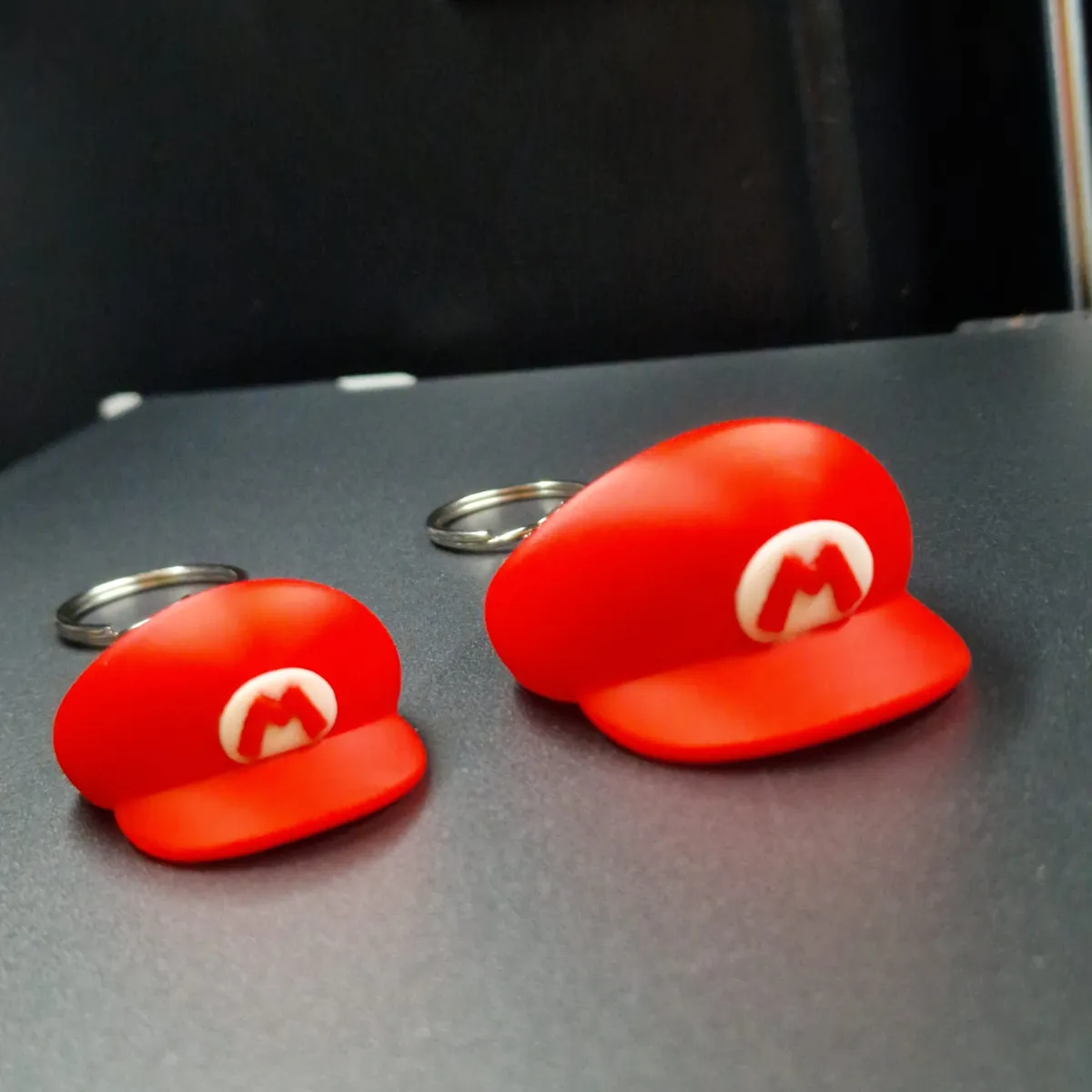 Portachiavi CAPPELLO SUPER MARIO BROS, photo 4 of 4 - Portachiavi CAPPELLO SUPER MARIO BROS Keychains
