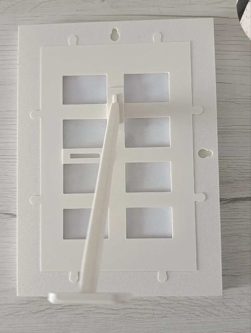 Ribbed Fluted Picture Frame, photo 3 of 4 - Ribbed Fluted Picture Frame Home Decor Items