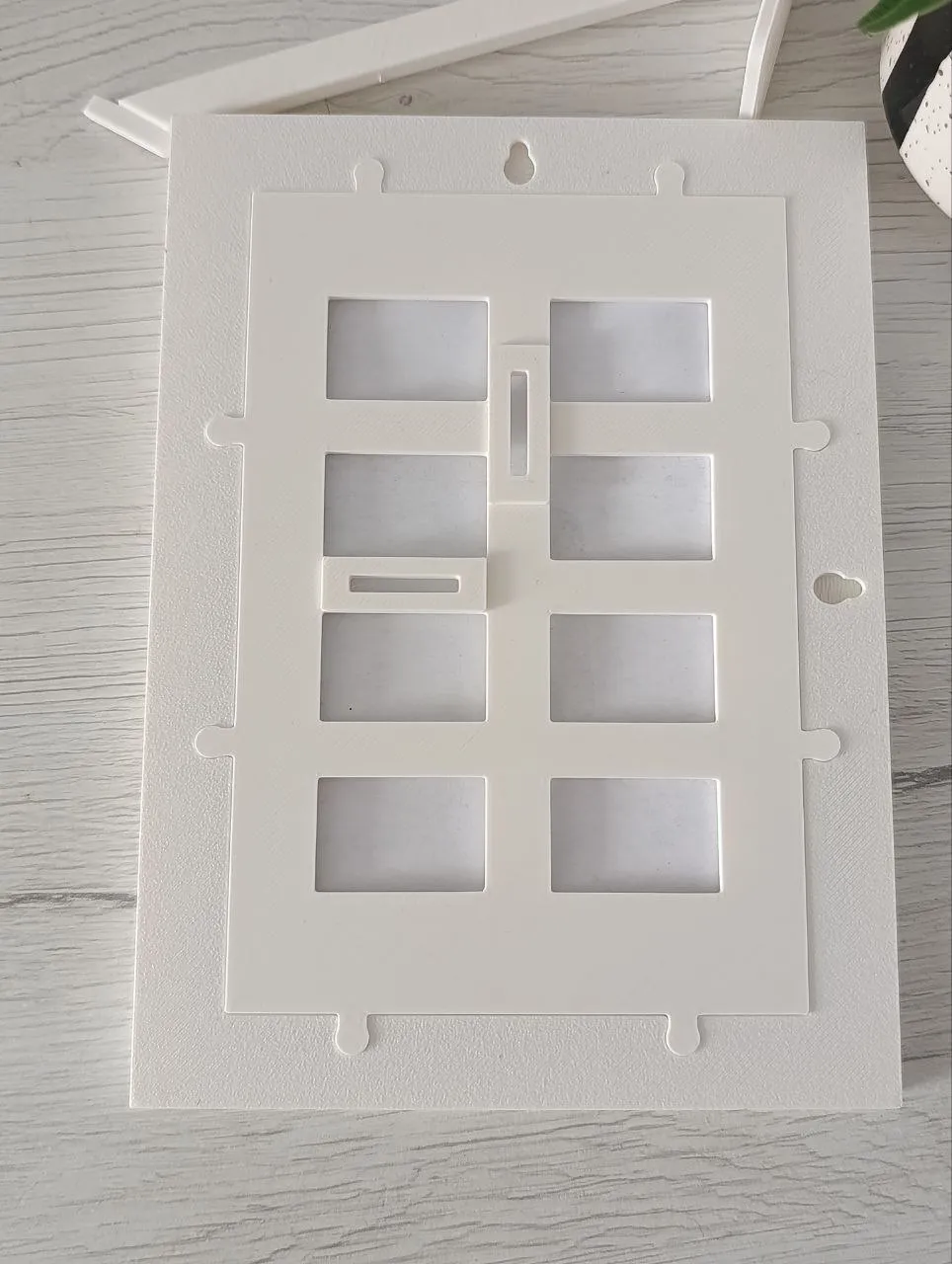 Ribbed Fluted Picture Frame, photo 4 of 4 - Ribbed Fluted Picture Frame Home Decor Items