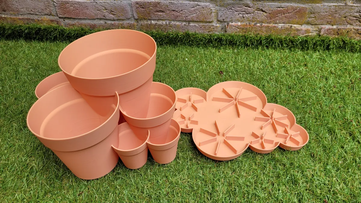 Multi Planter (7 merged planters), photo 4 of 4 - Multi Planter (7 merged planters) Garden & Outdoor