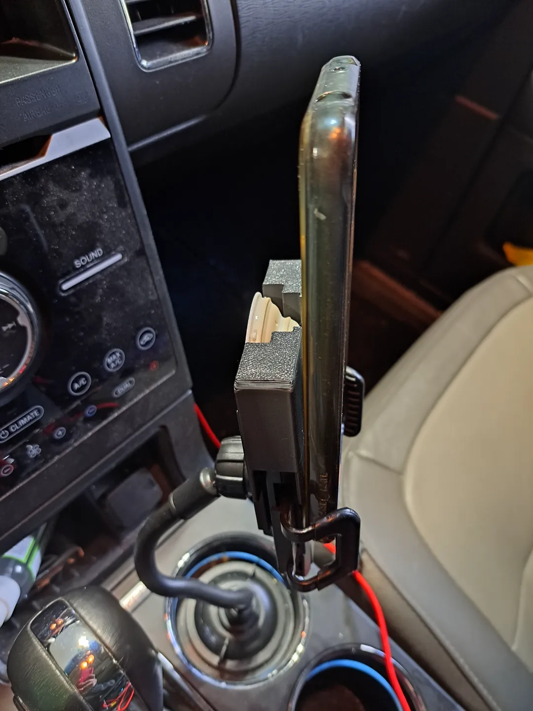 Car Phone Holder PopSocket Extension, photo 4 of 4 - Car Phone Holder PopSocket Extension Tools