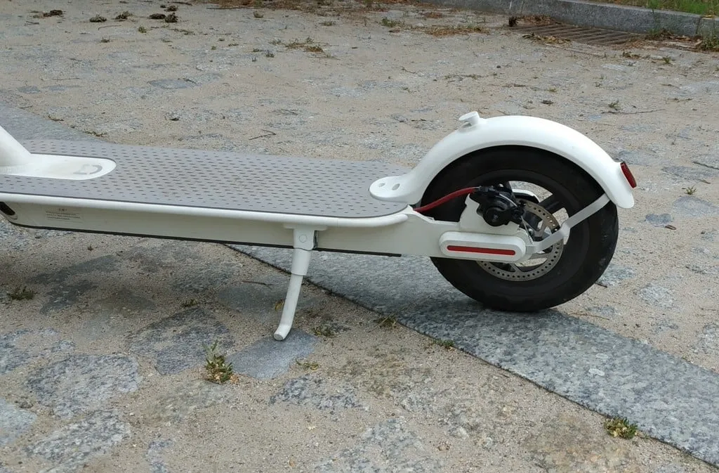 Xiaomi M365 Scooter Mudguard Bracket, photo 2 of 4 - Xiaomi M365 Scooter Mudguard Bracket Hobby & DIY