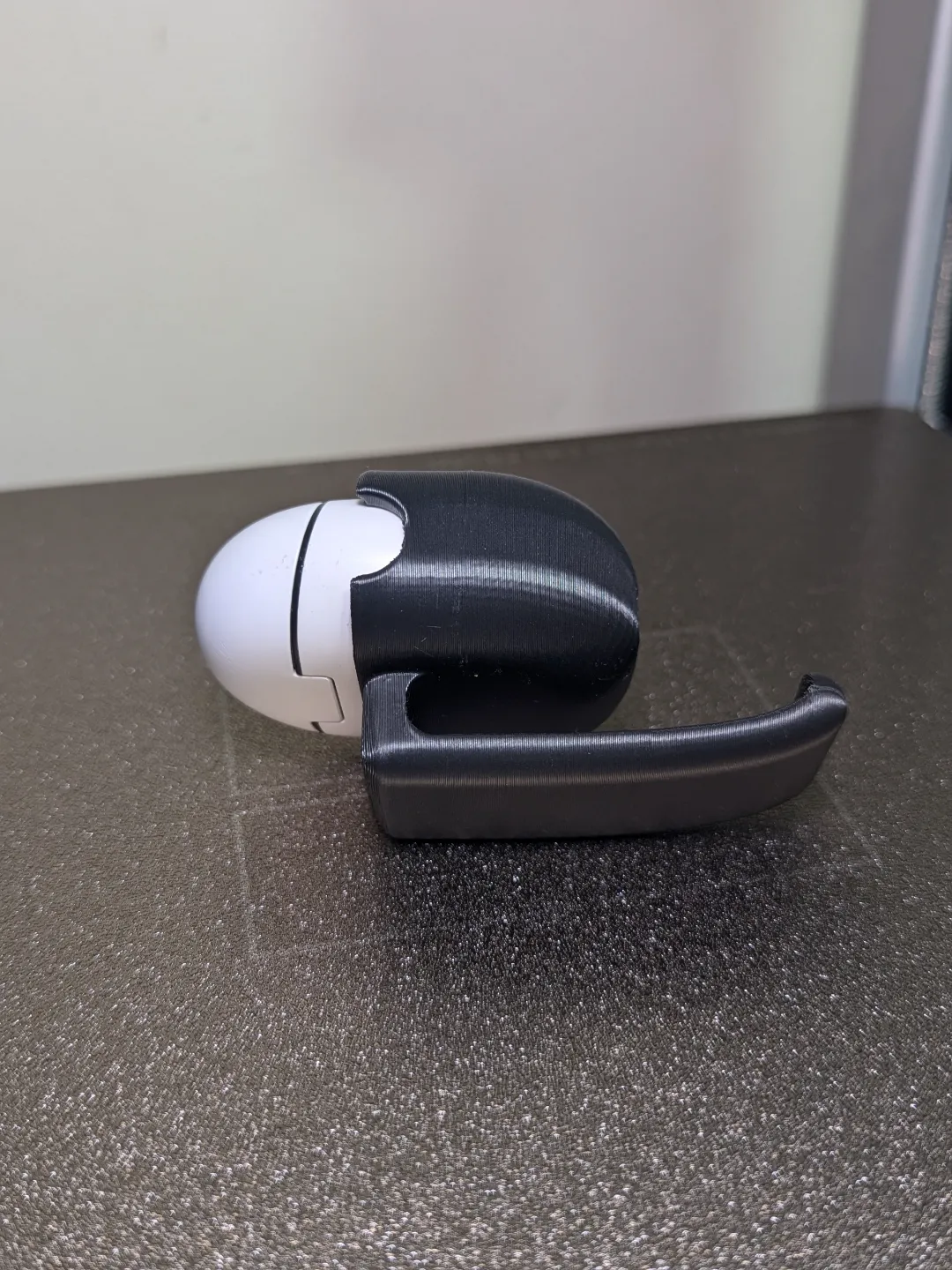 Pixel Buds Pro Belt Clip / Phone Stand, photo 4 of 4 - Pixel Buds Pro Belt Clip / Phone Stand Hobby & DIY