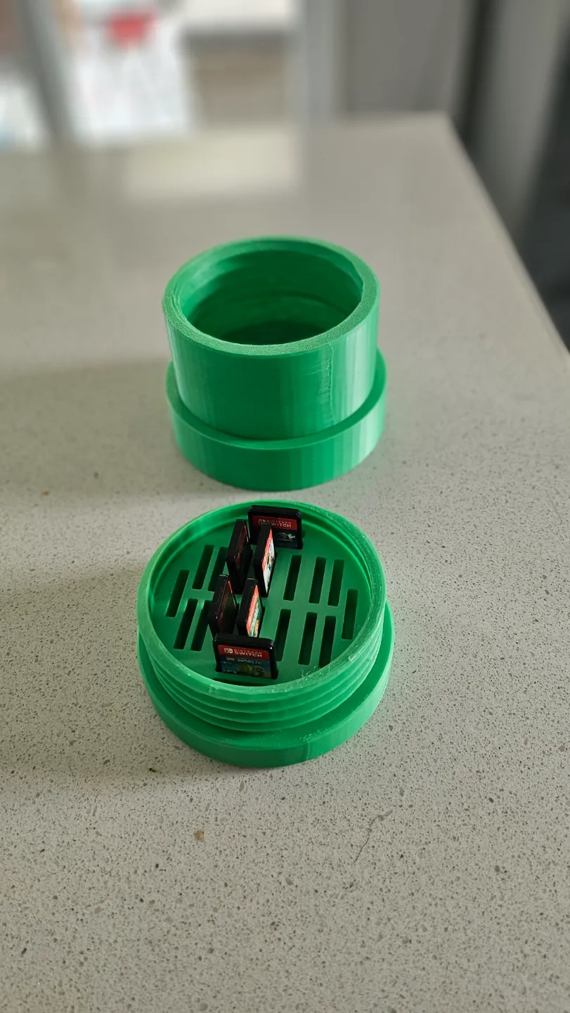 Super Mario Green Tube Nintendo switch storage x20, photo 2 of 4 - Super Mario Green Tube Nintendo switch storage x20 Gaming Accessories