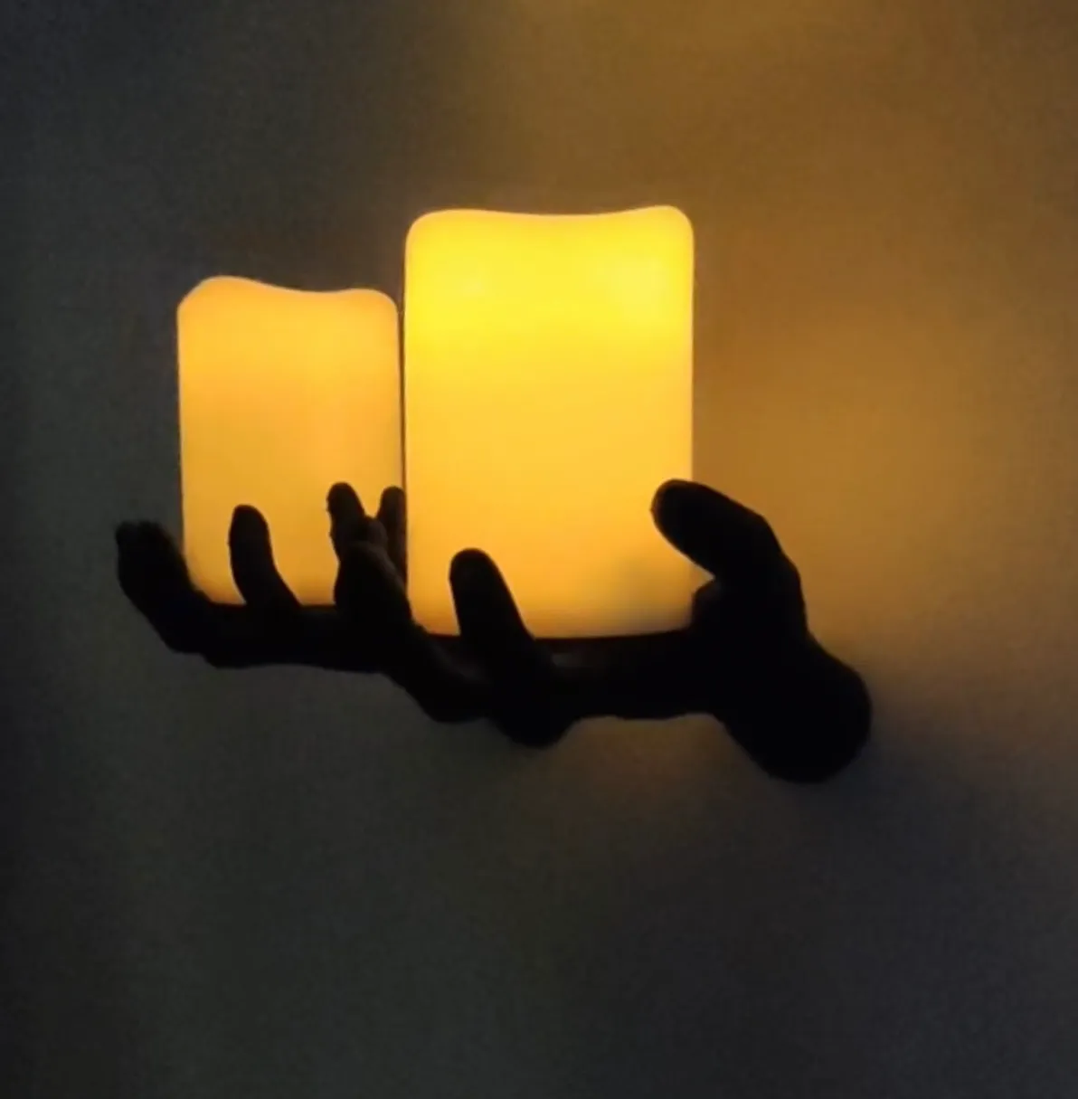Halloween Wall Hands - Candle Holder, photo 2 of 4 - Halloween Wall Hands - Candle Holder Household