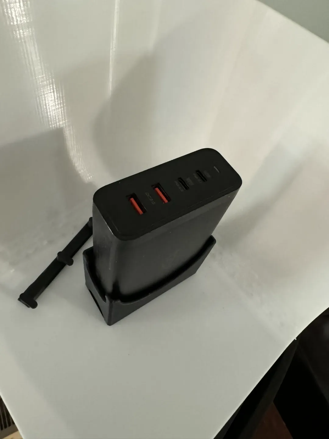 Skadis Charging Station Hub Brick holder, photo 4 of 4 - Skadis Charging Station Hub Brick holder Mobile & Device Accessories