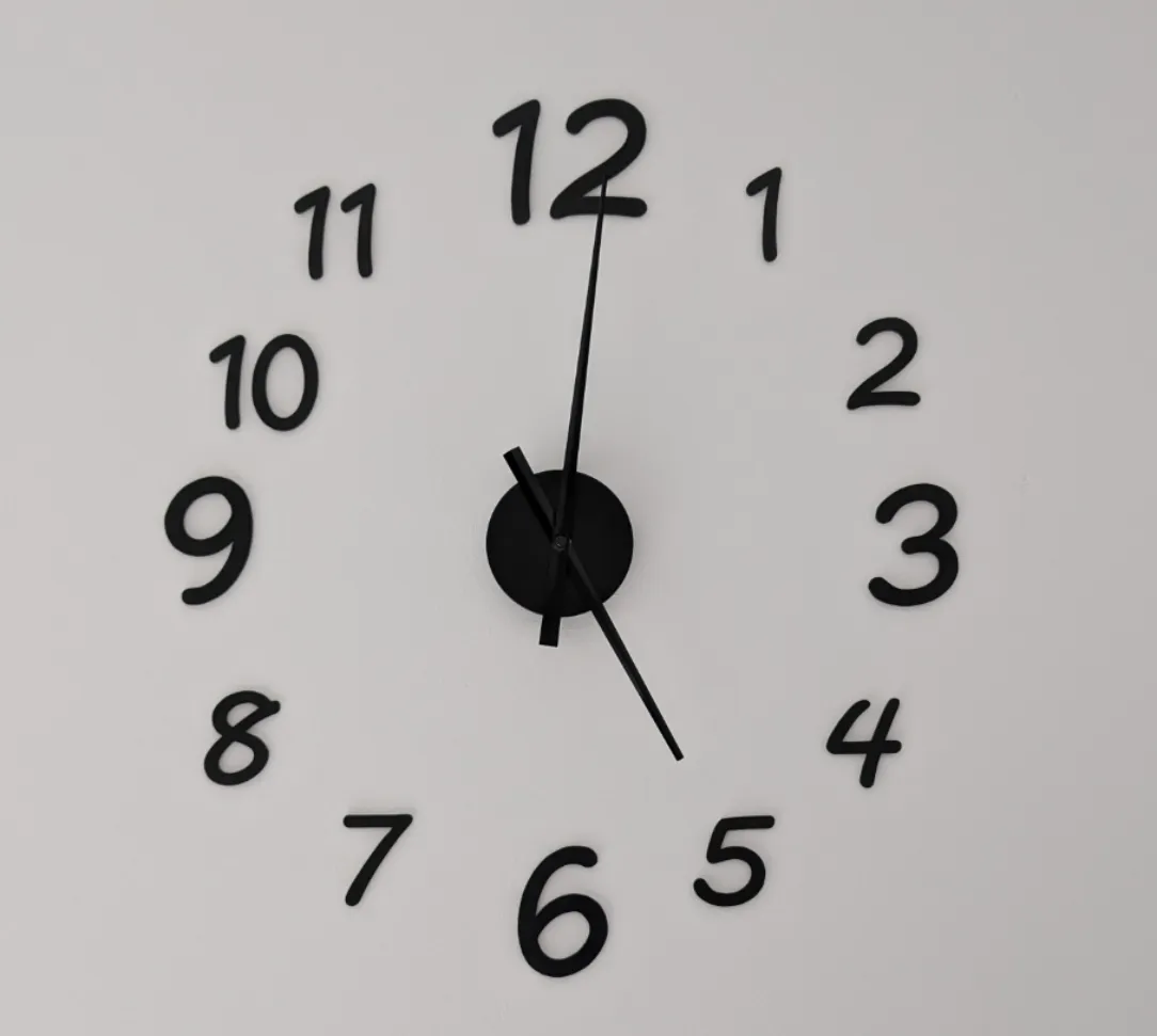 Wanduhr Wall clock