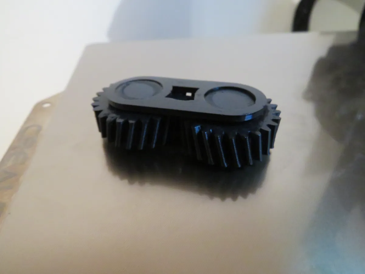 gear fidget toy, photo 2 of 4 - gear fidget toy Toys & Games