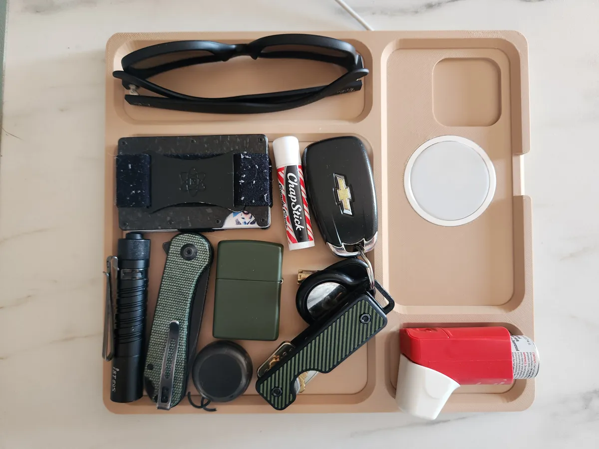 EDC Tray with Wireless Charger for iPhone 16 Pro - Organizers, in stock in India