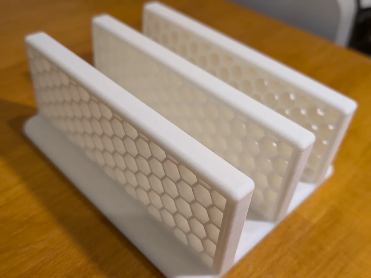 Dual Laptop Stand Vertical Hexagon - Office, in stock in India