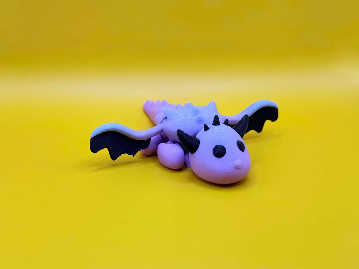 Cute Tiny Articulated Dragon Whelpling, photo 4 of 4 - Cute Tiny Articulated Dragon Whelpling Toys & Games