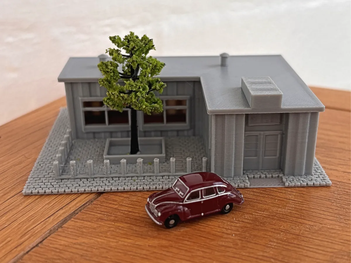 N Scale /Gauge Model Railway Building