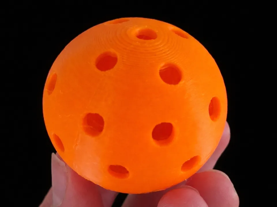 Airless golf ball