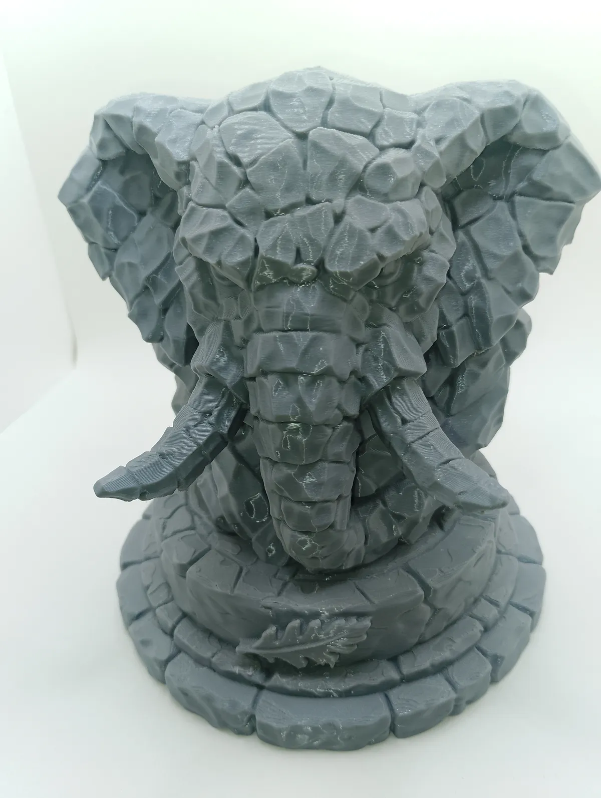 Elephant, Fragment Sculptures Bust, photo 2 of 4 - Elephant, Fragment Sculptures Bust Art