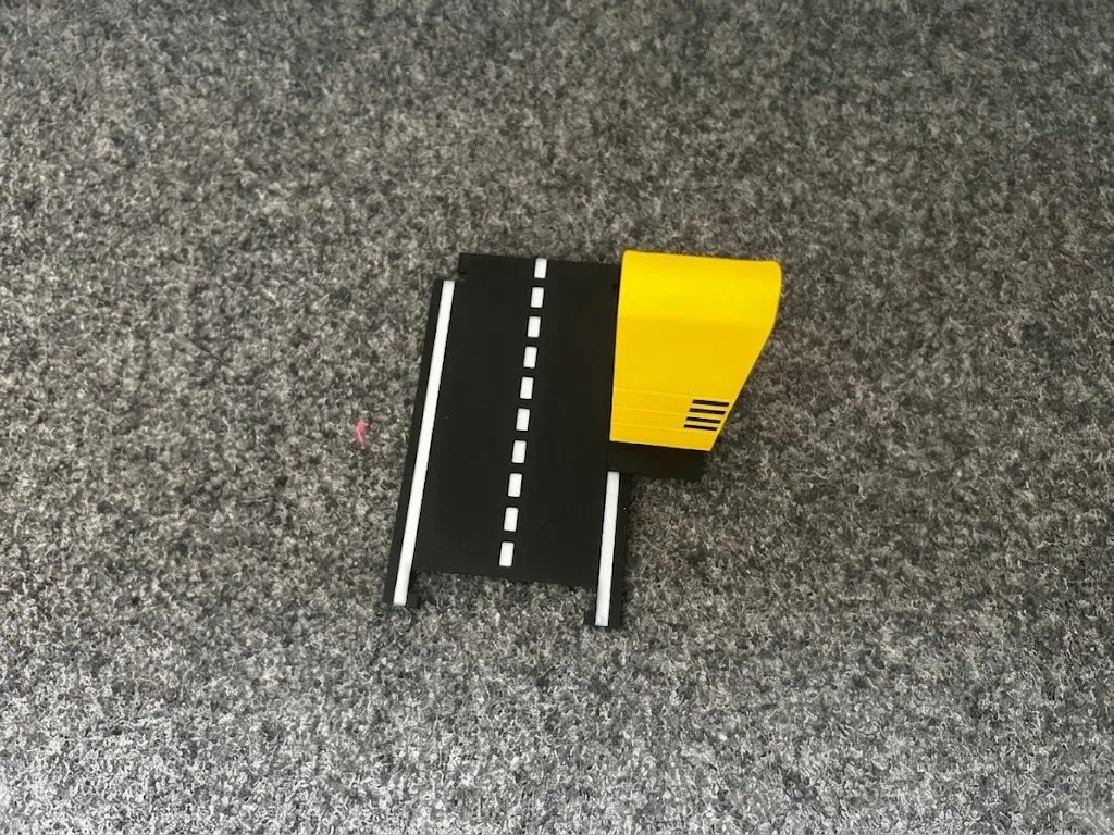 Ultimate Toy Car Roads - Pylon Sign, photo 3 of 4 - Ultimate Toy Car Roads - Pylon Sign Kids & Baby