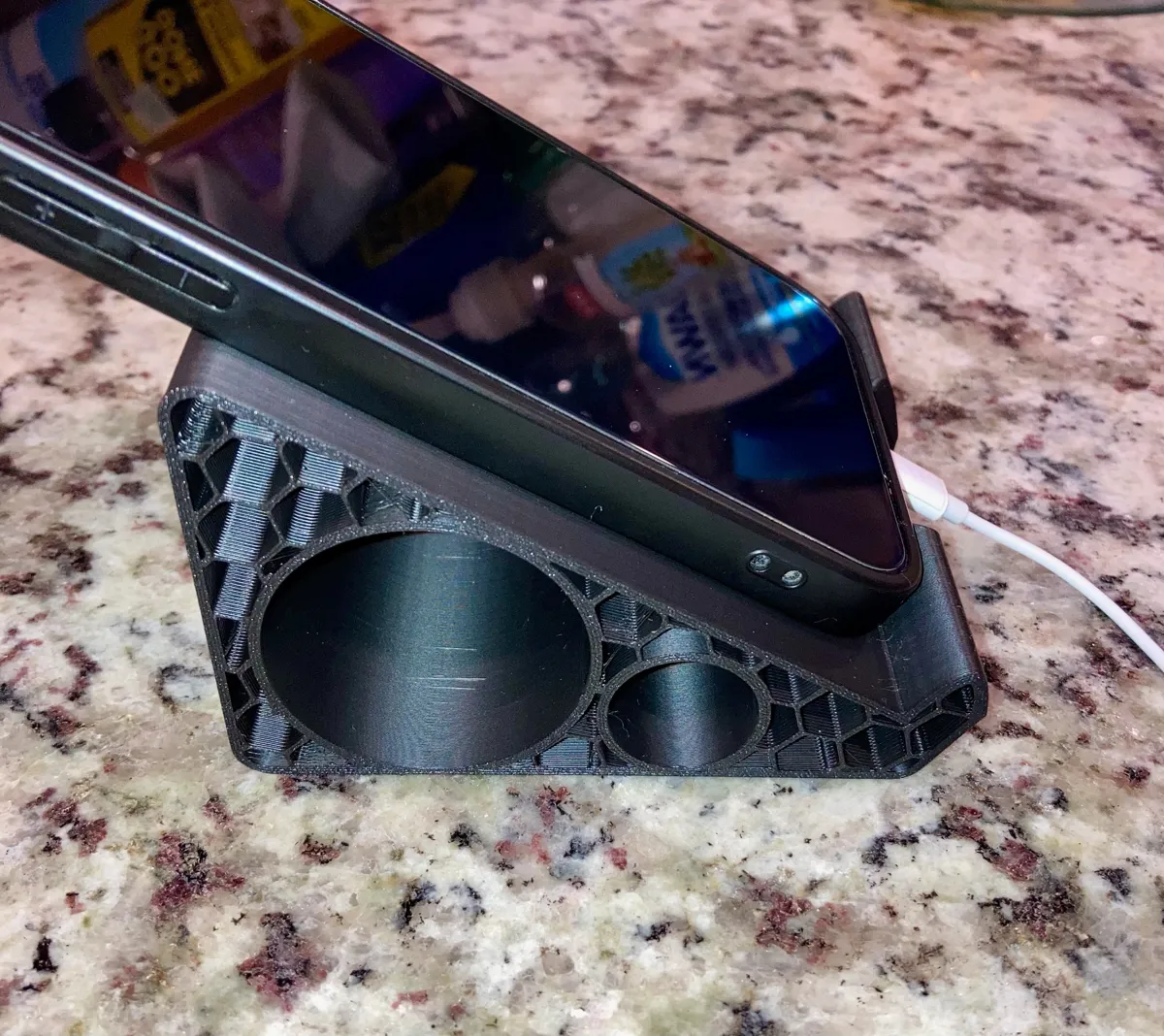 iPhone Holder Only 97 grams, photo 2 of 4 - iPhone Holder Only 97 grams Mobile & Device Accessories