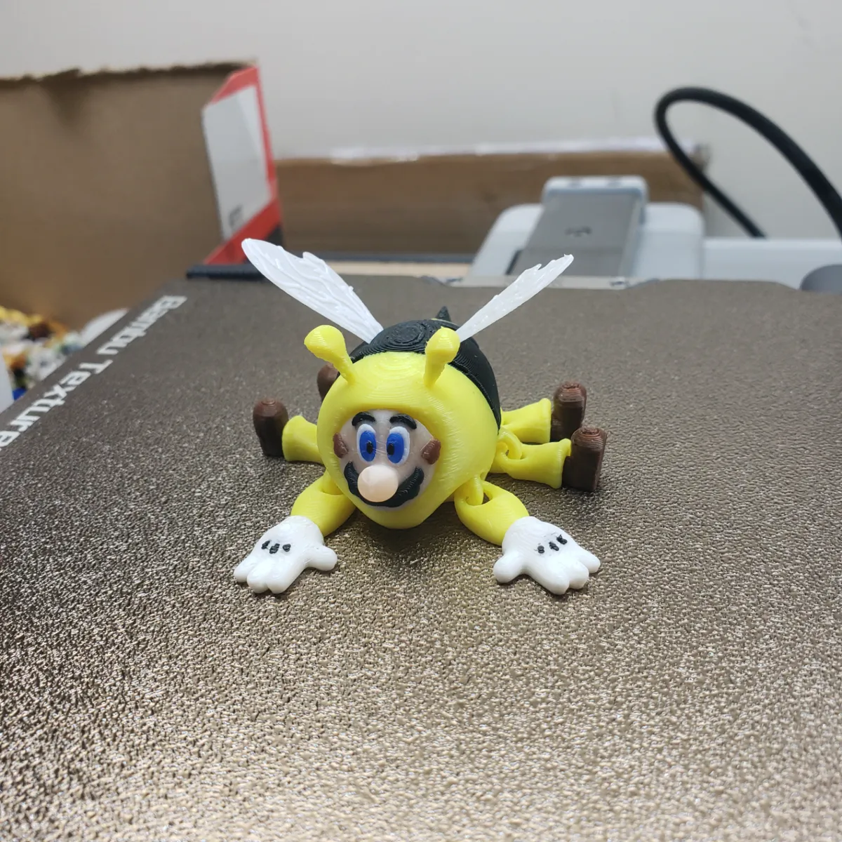 Itsa BEE, Mario! - Characters, in stock in India