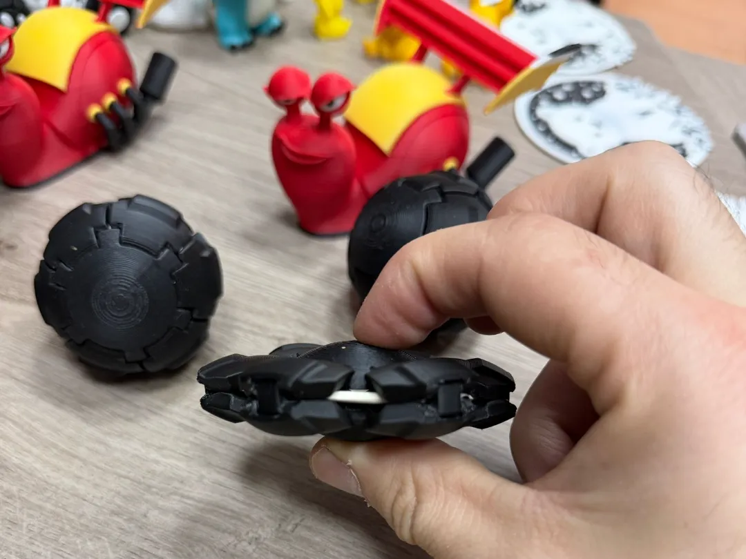 Fidget ball