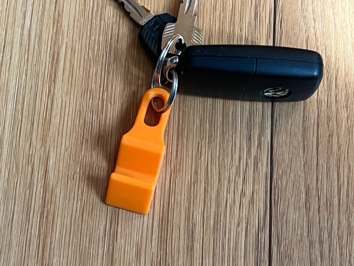 Keychain with phone holder, photo 3 of 3 - Keychain with phone holder Tools
