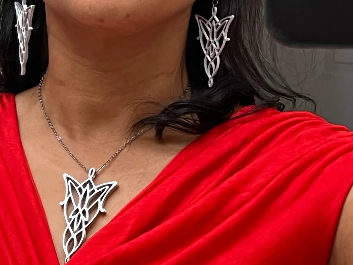 Lord of the rings (Evenstar Pendant and earrings), photo 3 of 4 - Lord of the rings (Evenstar Pendant and earrings) Jewellery & Accessories
