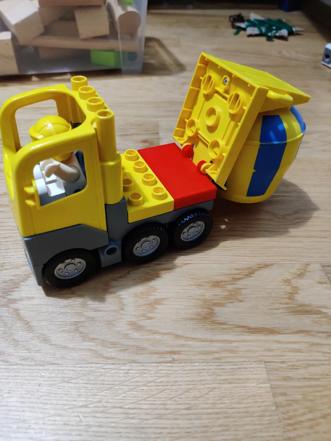 Duplo concrete truck hinge, photo 2 of 2 - Brick-compatible Sets & Minifigures, double