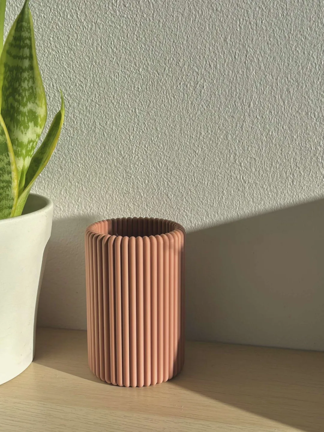 Ribbed Pot For Pens/pencils, photo 2 of 4 - Ribbed Pot For Pens/pencils Tools