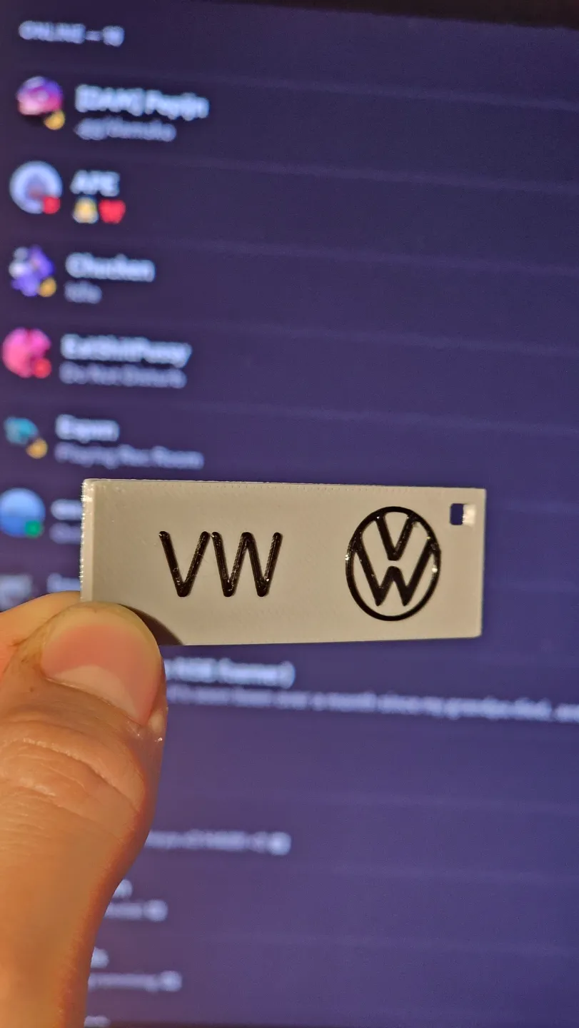 Volkswagen keychain, photo 2 of 3 - Volkswagen keychain Art
