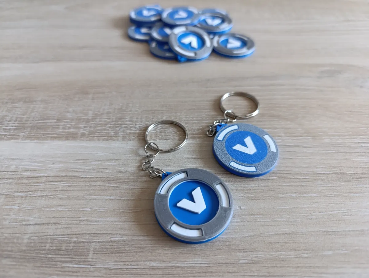 Fortnite V-bucks keychain, photo 2 of 4 - Fortnite V-bucks keychain Keychains