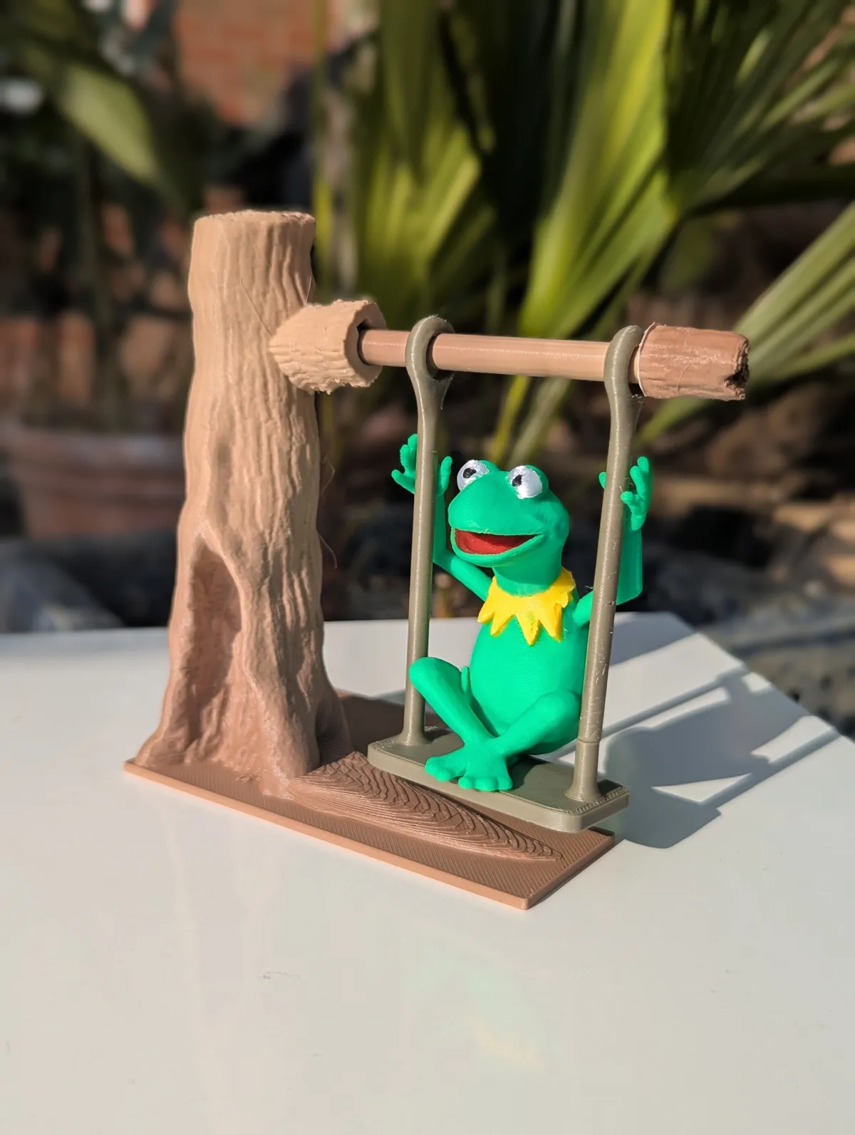 Kermit The Frog Swing Car Dashboard Toy, photo 2 of 3 - Kermit The Frog Swing Car Dashboard Toy Car & Vehicle