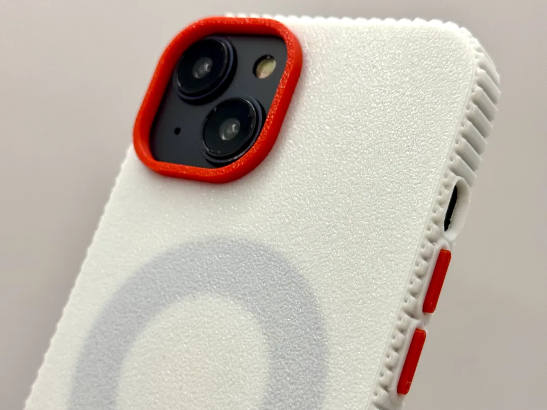 iPhone 14 Zigzag Case with Custom Button