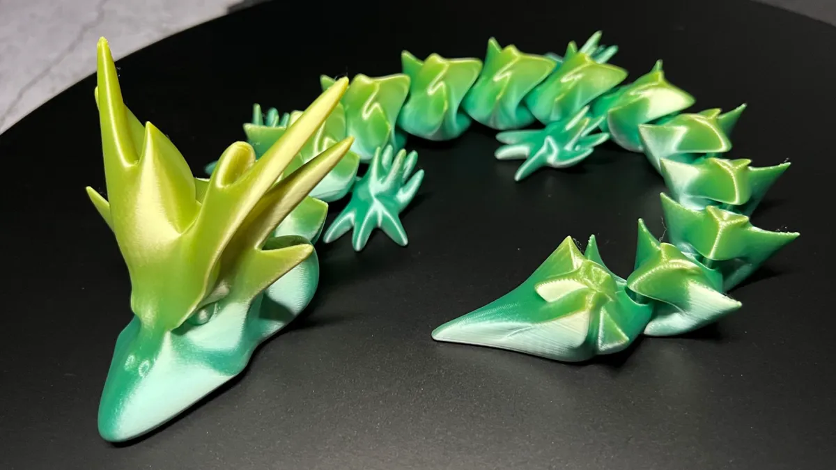 'HORNY DRAGON' , ARTICULATED DRAGON, photo 3 of 4 - 'HORNY DRAGON' , ARTICULATED DRAGON Fidget & Sensory Toys