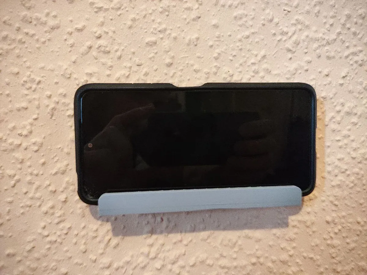 Wall Mounted Phone and Tablet Dock, photo 2 of 4 - Wall Mounted Phone and Tablet Dock Household