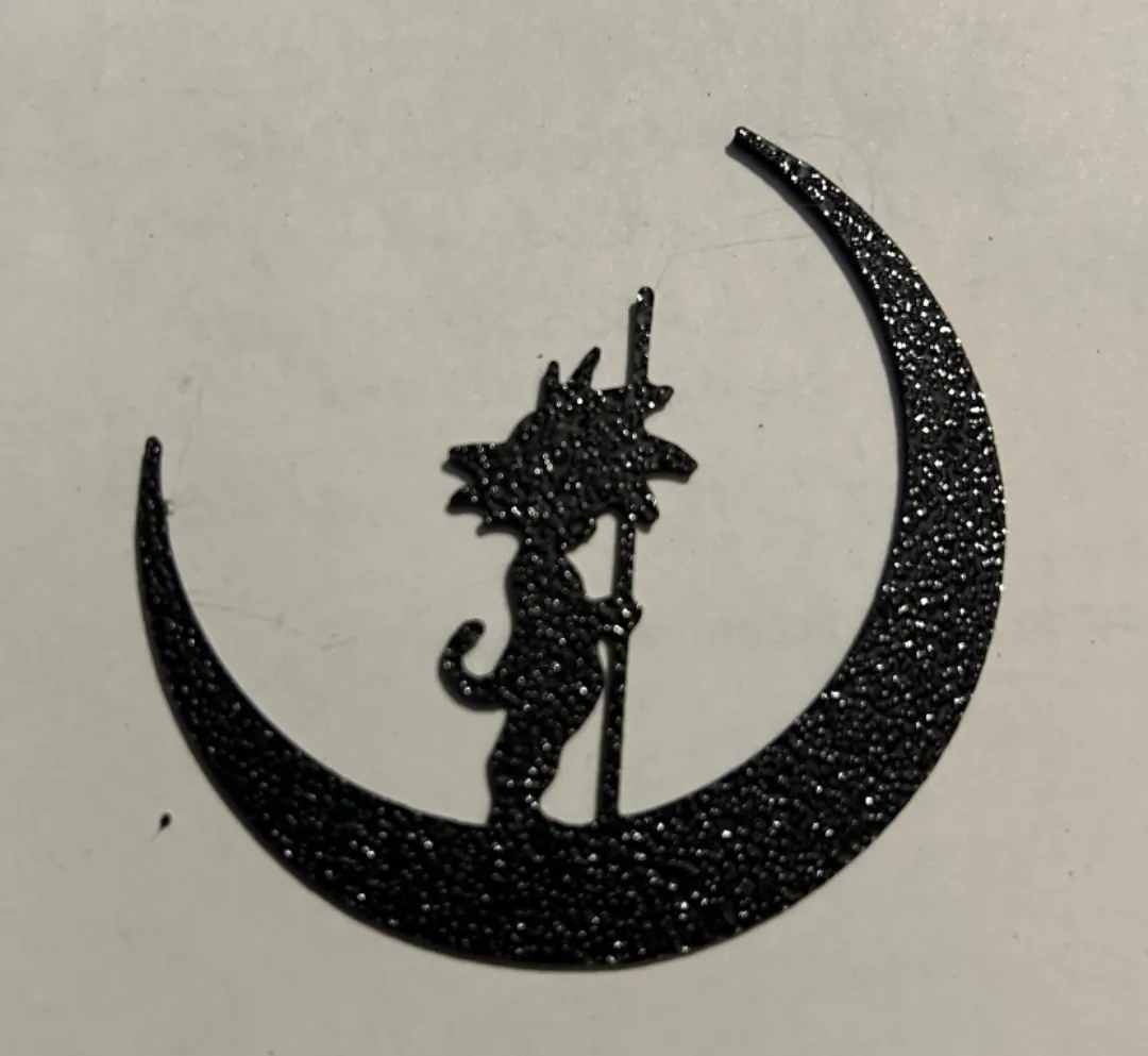 Son goku enfant avec la lune - 2D Art, in stock in India