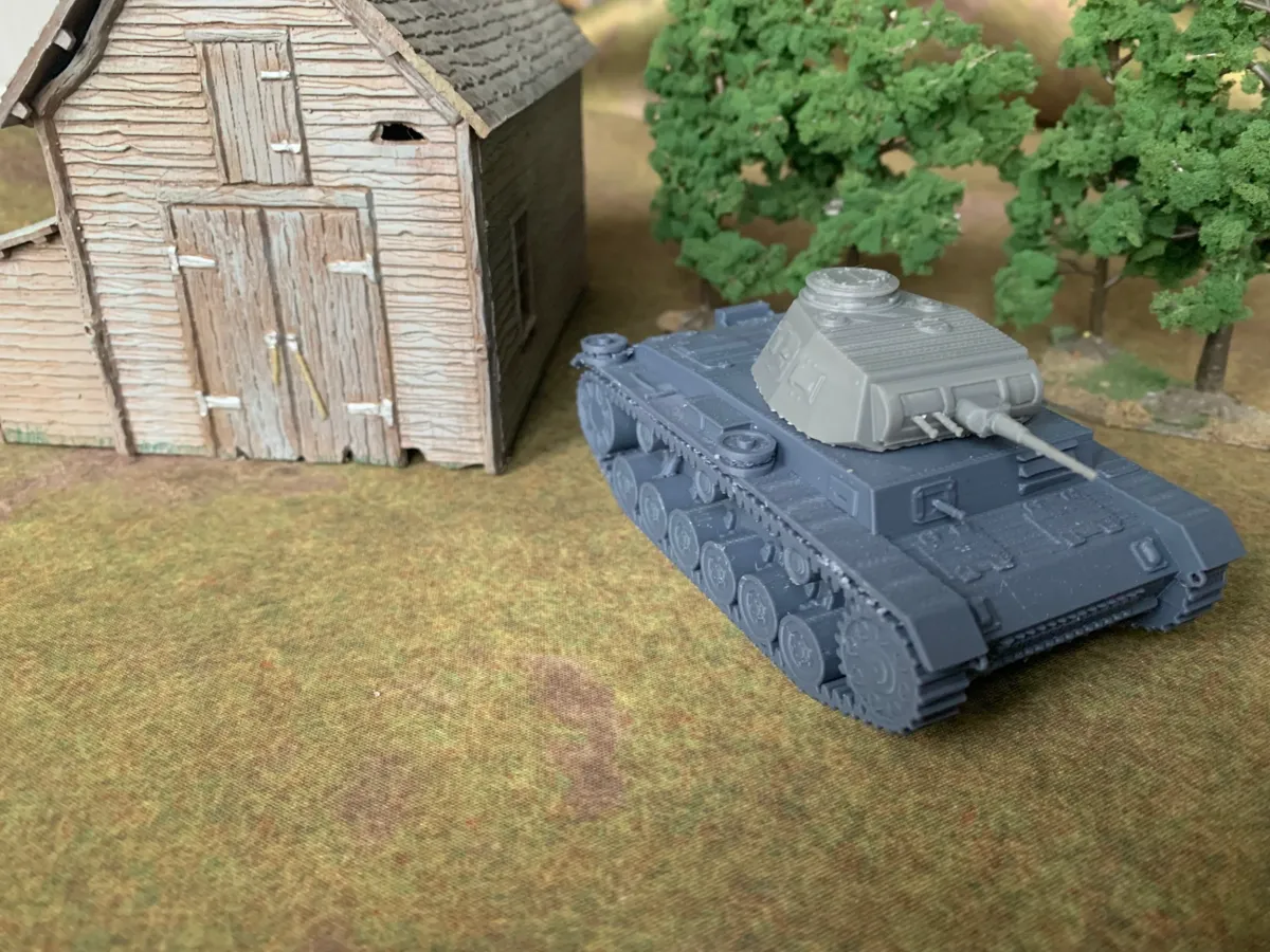 Panzer IIIE, photo 2 of 4 - Panzer IIIE Miniatures
