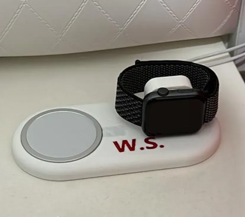 Apple Magsafe and Apple Watch Dock, photo 2 of 2 - Apple Magsafe and Apple Watch Dock Household