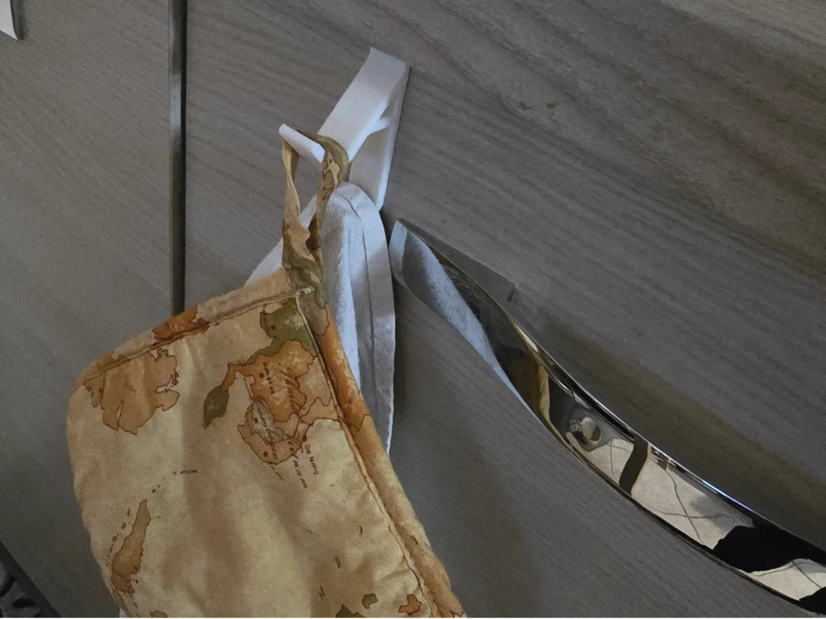 Gancio Cucina Doppio - Coat, Towel & Wall Hooks, in stock in India