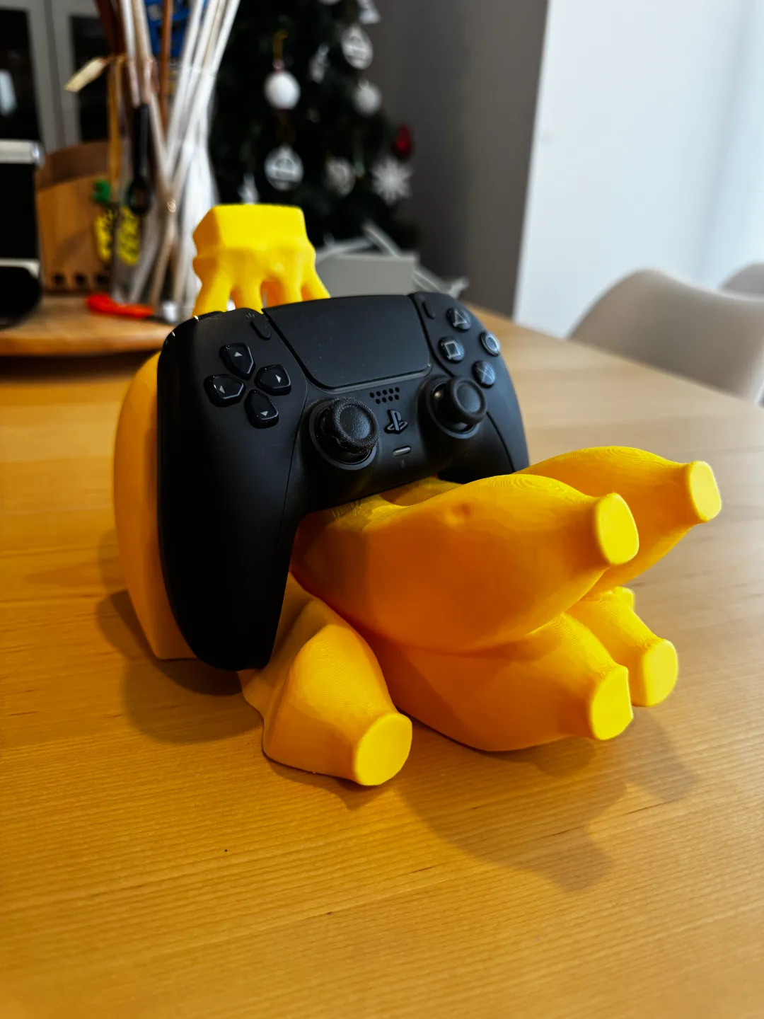 Banana Controller Stand, photo 4 of 4 - Banana Controller Stand Tools