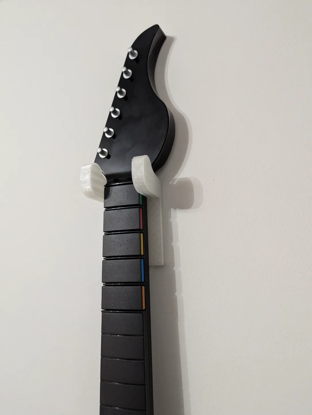 PDP riffmaster wall mount for command strips, photo 2 of 4 - PDP riffmaster wall mount for command strips Tools & Workshop