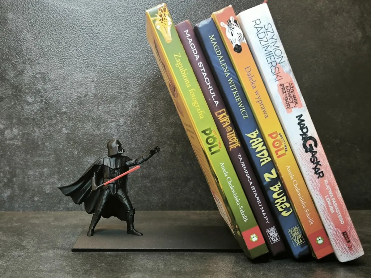 Vader Bookend