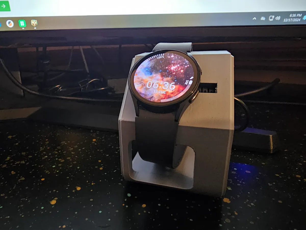 Galaxy Watch Charger - 34mm charger, photo 3 of 4 - Galaxy Watch Charger - 34mm charger Mobile & Device Accessories