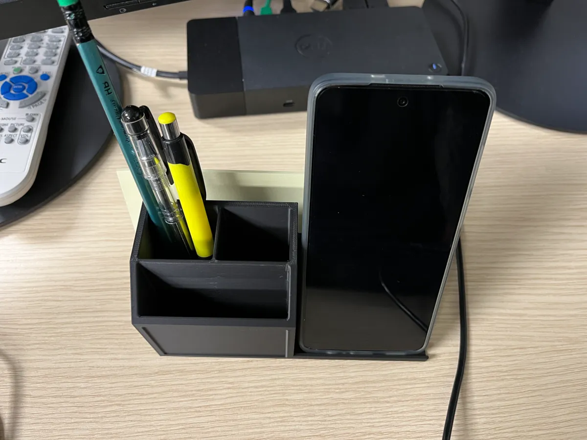 Desk organizer with phone stand, photo 2 of 4 - Desk organizer with phone stand Mobile & Device Accessories