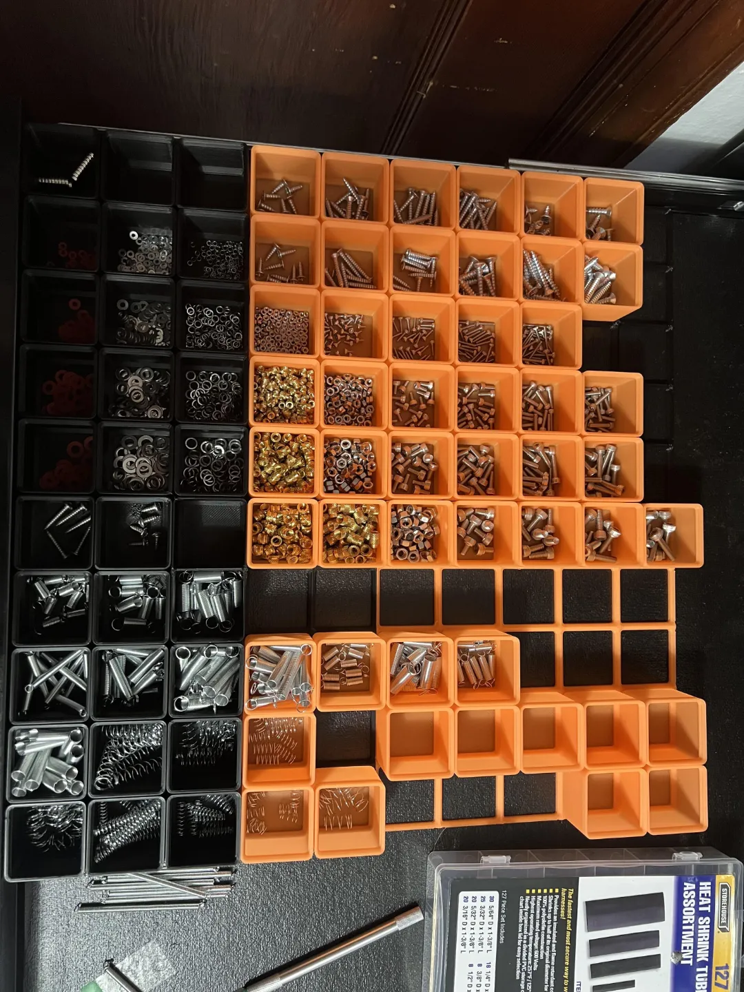 Gridfinity Thin Bases, Screw Bases and Bins, photo 2 of 3 - Gridfinity Thin Bases, Screw Bases and Bins Tools